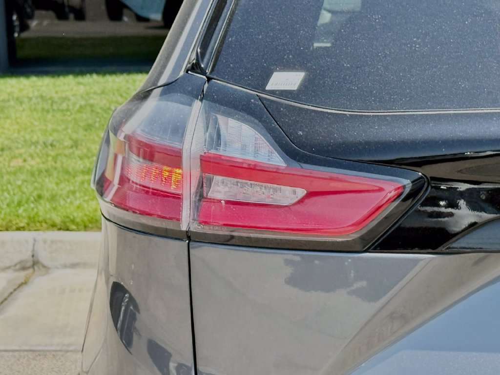 Certified 2022 Ford Edge SEL AWD/4WD image 15