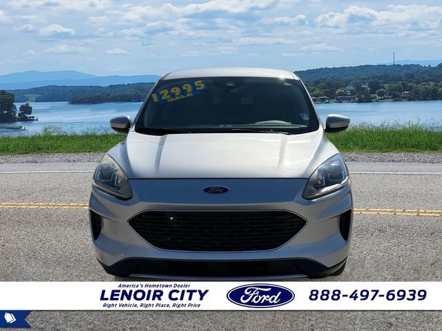 Certified 2020 Ford Escape SE image 8