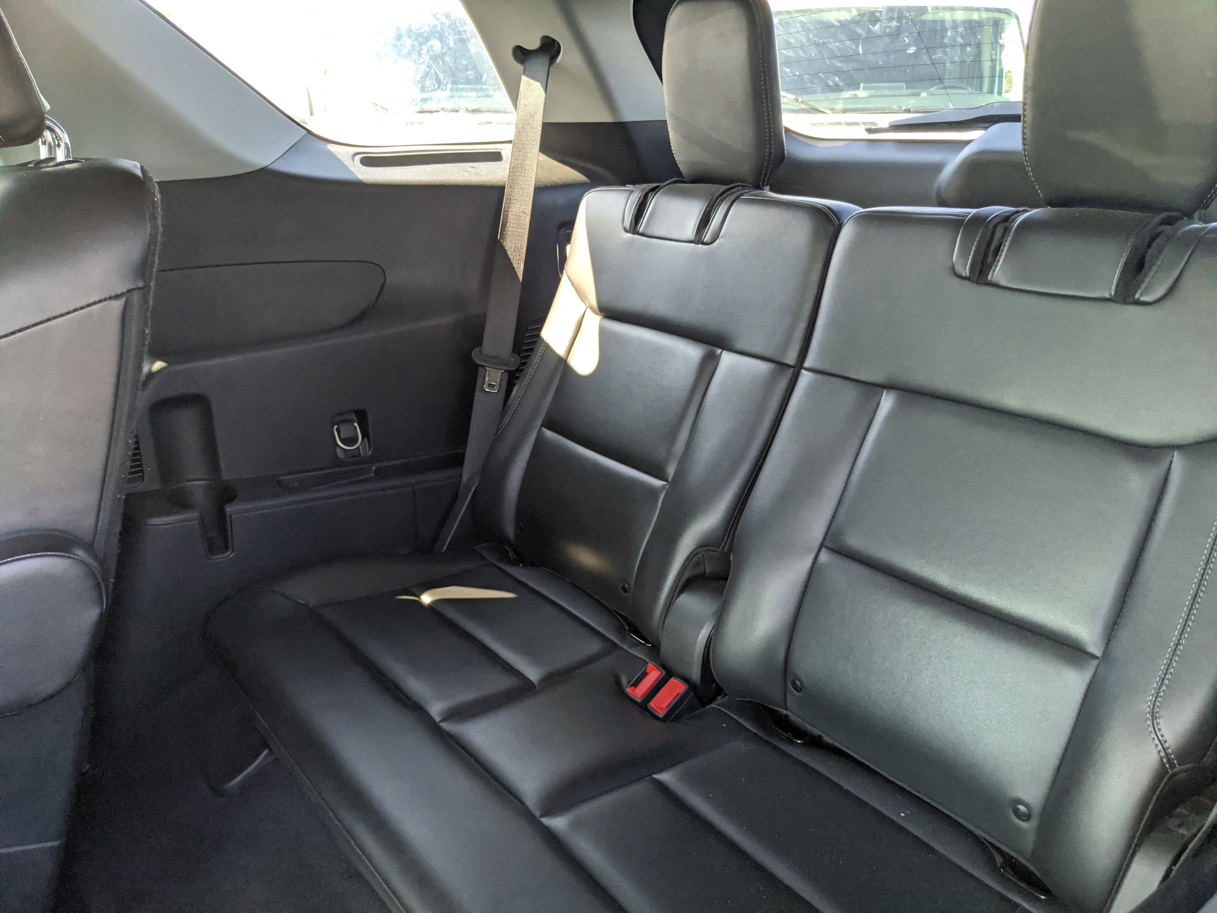 Certified 2022 Ford Explorer XLT w/ Equipment Group 202A image 19