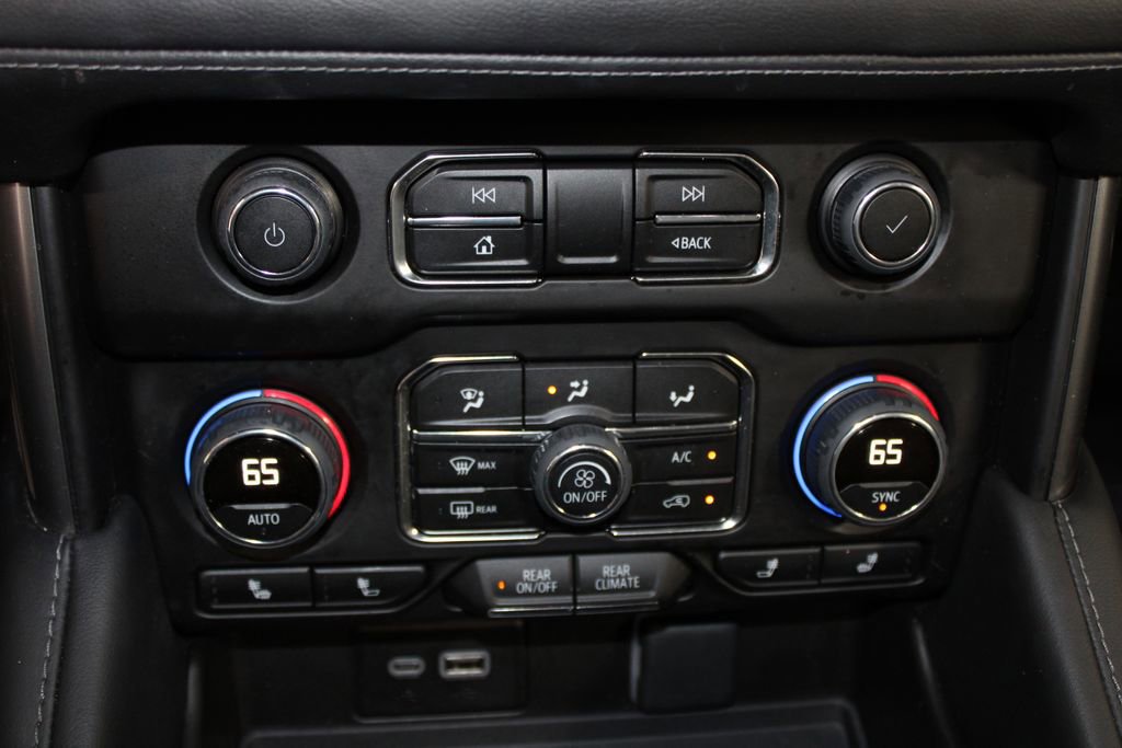 Used 2023 Chevrolet Suburban Z71 w/ Luxury Package image 50