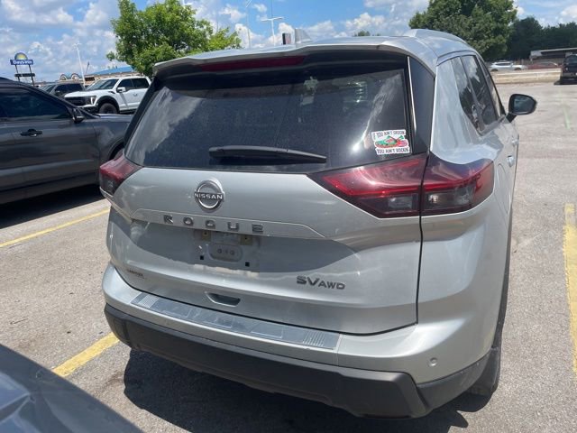 Used 2024 Nissan Rogue SV w/ SV Premium Package AWD/4WD image 8