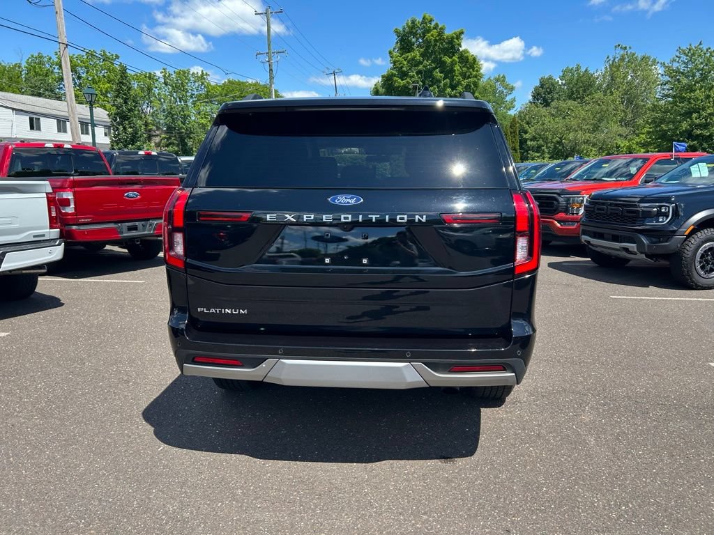 Certified 2025 Ford Expedition Platinum AWD/4WD image 6