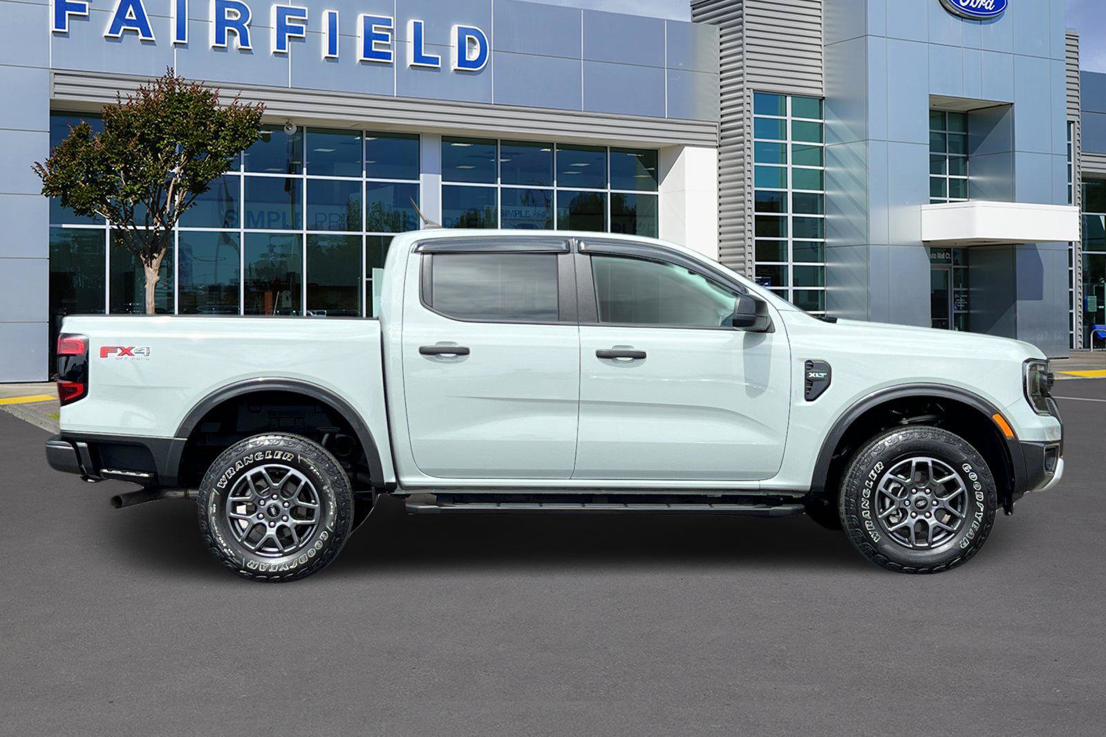 Certified 2024 Ford Ranger XLT w/ FX4 Off-Road Package AWD/4WD image 7