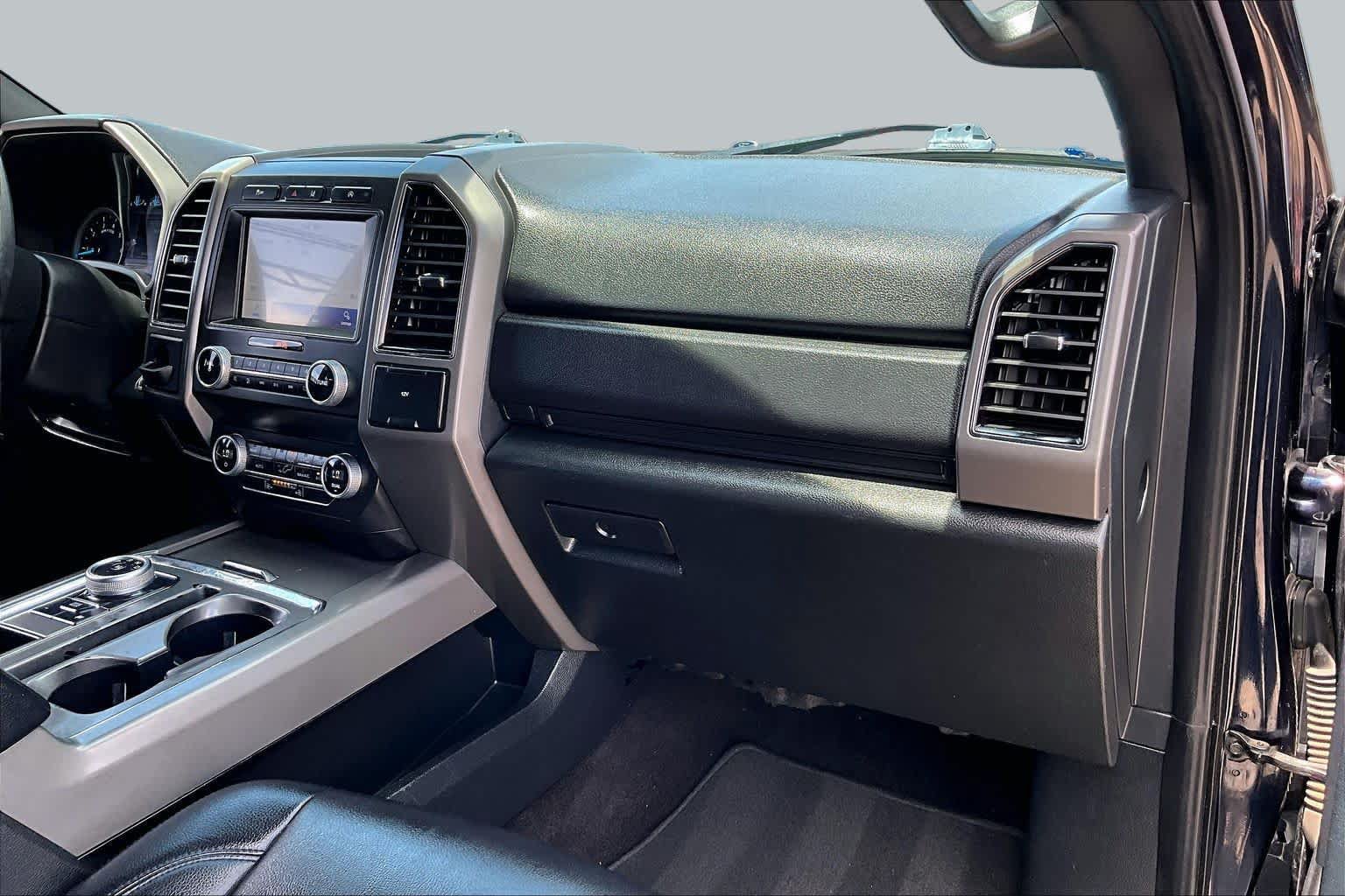 Certified 2021 Ford Expedition XLT RWD image 18