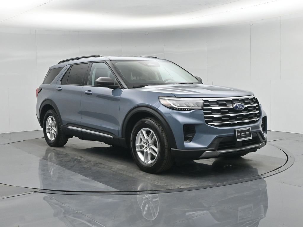 Certified 2025 Ford Explorer Active RWD image 7