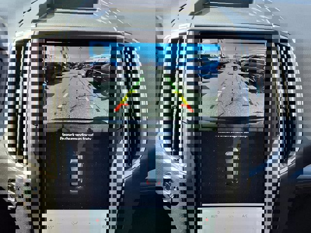 Certified 2024 Ford Edge SEL w/ Convenience Package image 9