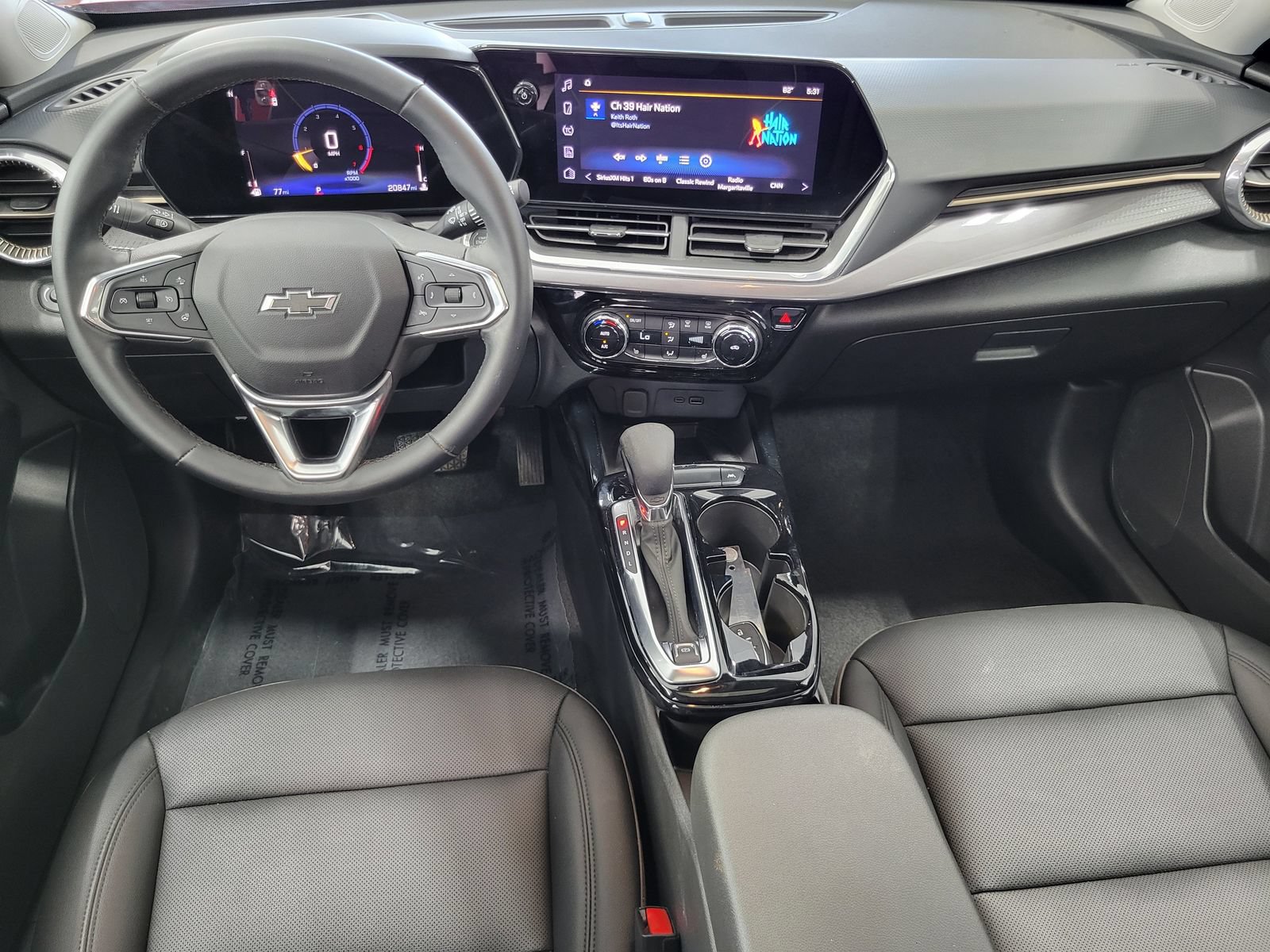 Used 2024 Chevrolet Trax ACTIV w/ Sunroof Package FWD image 28