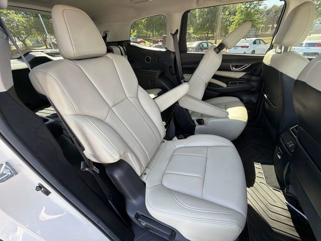 Used 2024 Subaru Ascent Limited w/ Technology Package AWD/4WD image 30