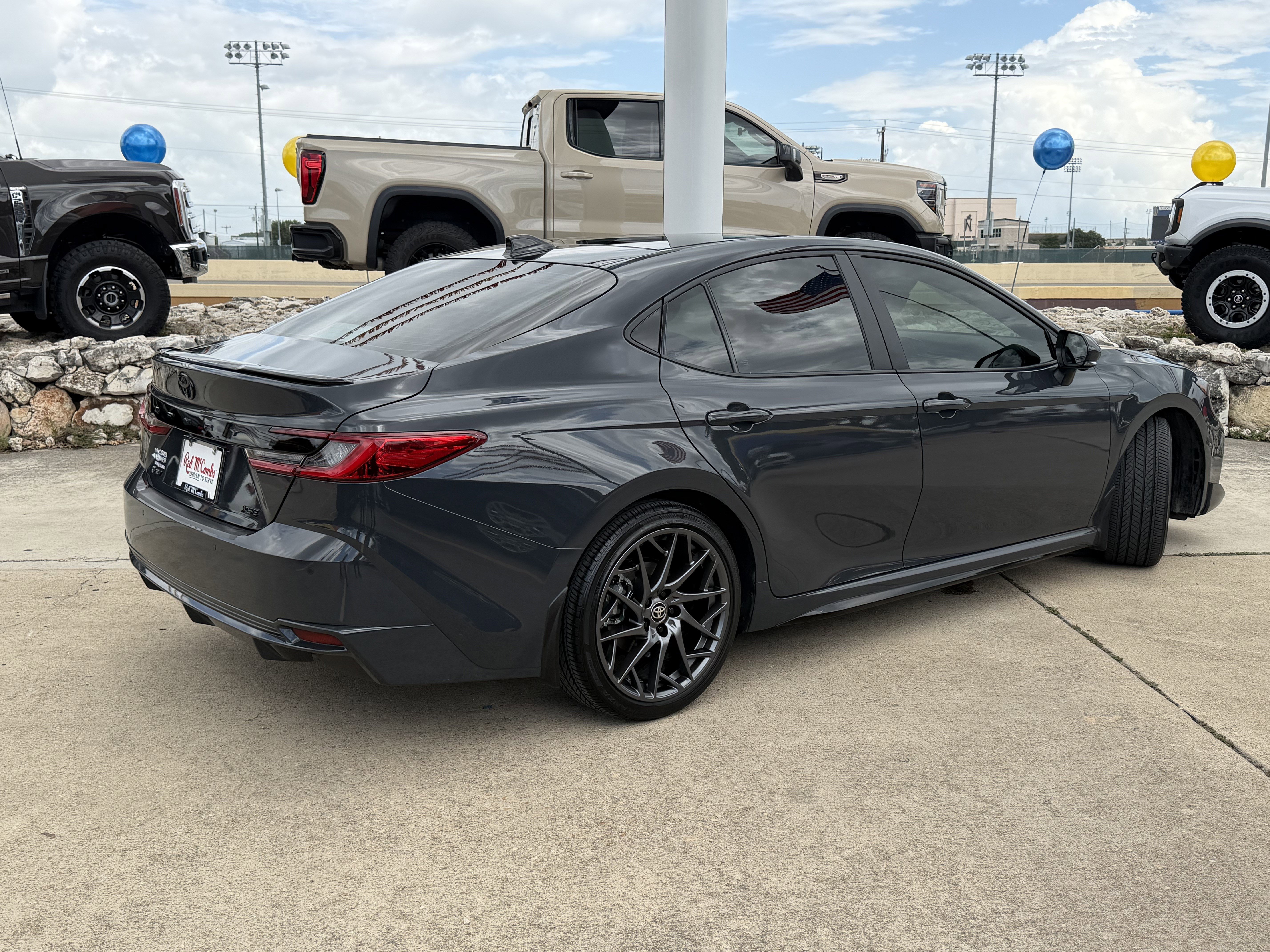 Used 2025 Toyota Camry XSE w/ Premium Plus Package FWD image 5