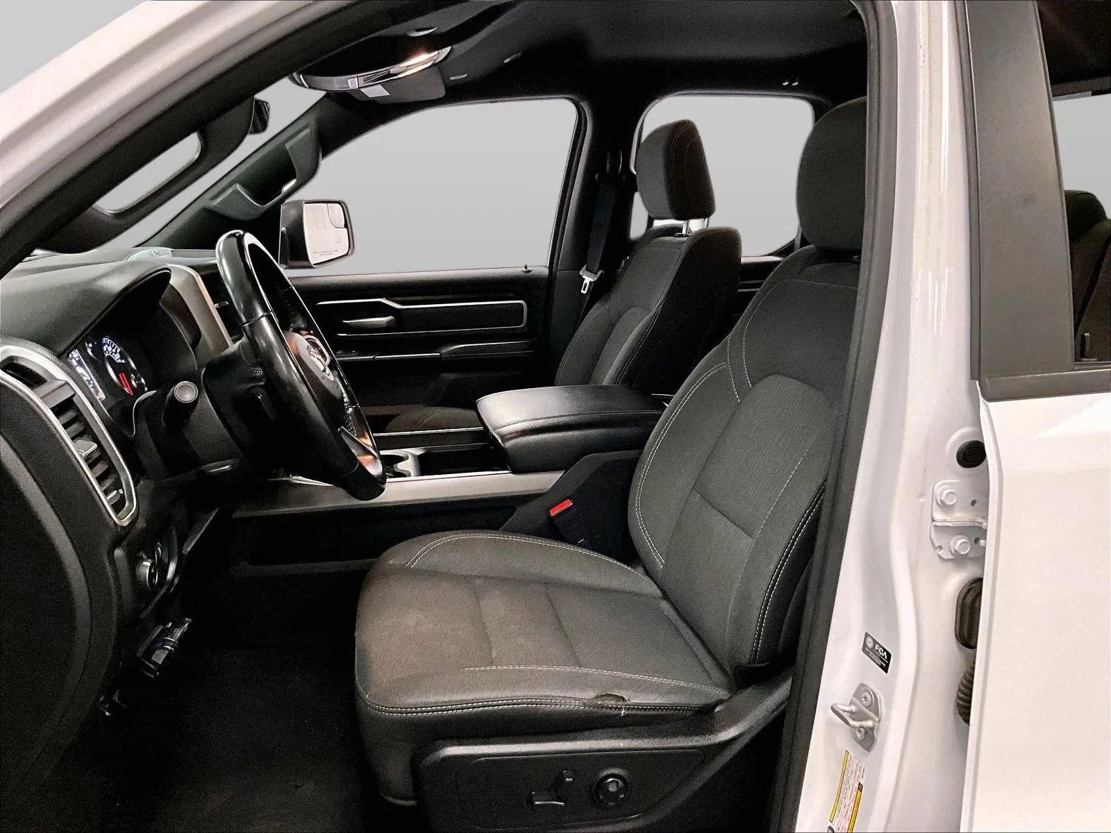 Used 2021 RAM 1500 Big Horn image 24