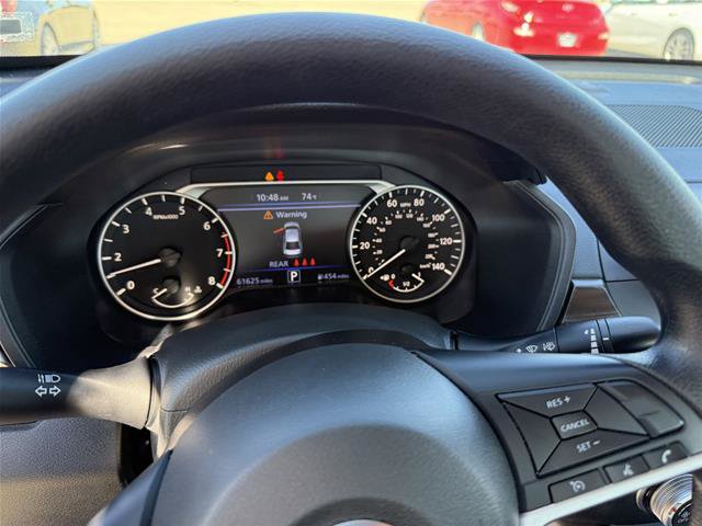 Used 2025 Nissan Altima 2.5 SV FWD image 14