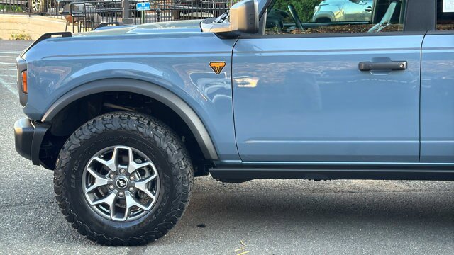 Certified 2025 Ford Bronco Badlands AWD/4WD image 12