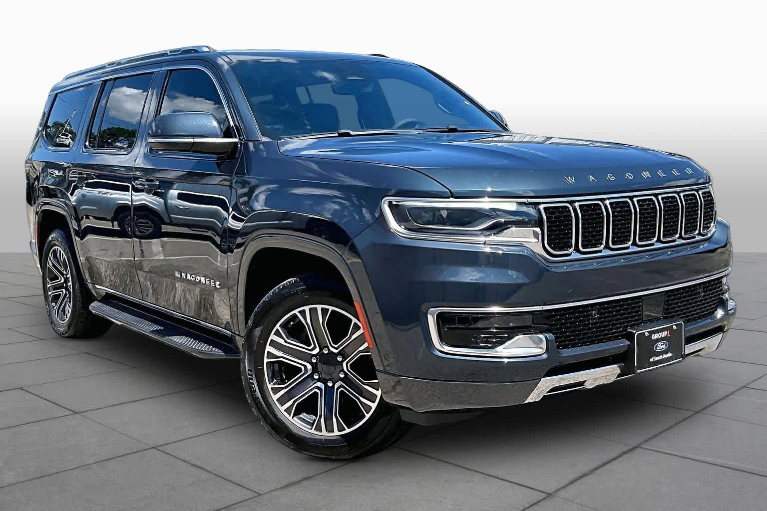 Used 2022 Jeep Wagoneer Series III AWD/4WD image 3