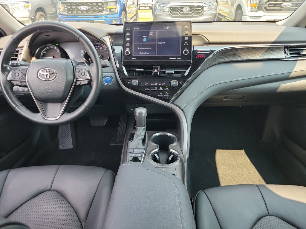 Used 2023 Toyota Camry XSE w/ Cold Weather Package FWD image 12