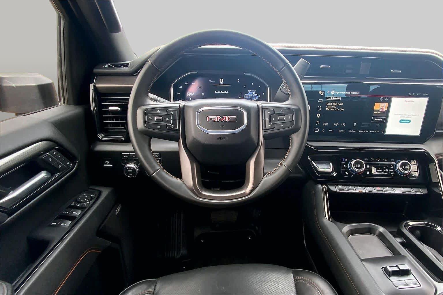 Used 2025 GMC Sierra 2500 AT4 AWD/4WD image 6