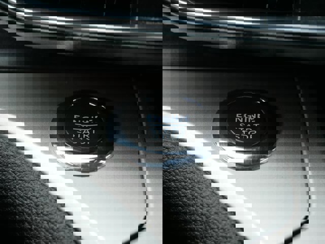 Certified 2022 Ford Explorer XLT w/ Equipment Group 202A image 22