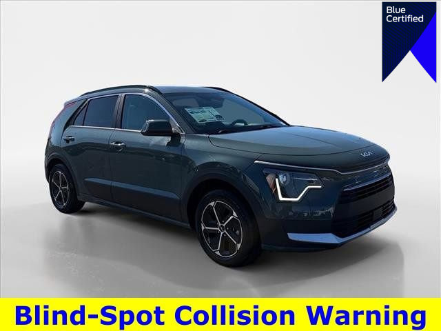 Used 2023 Kia Niro EX image 1