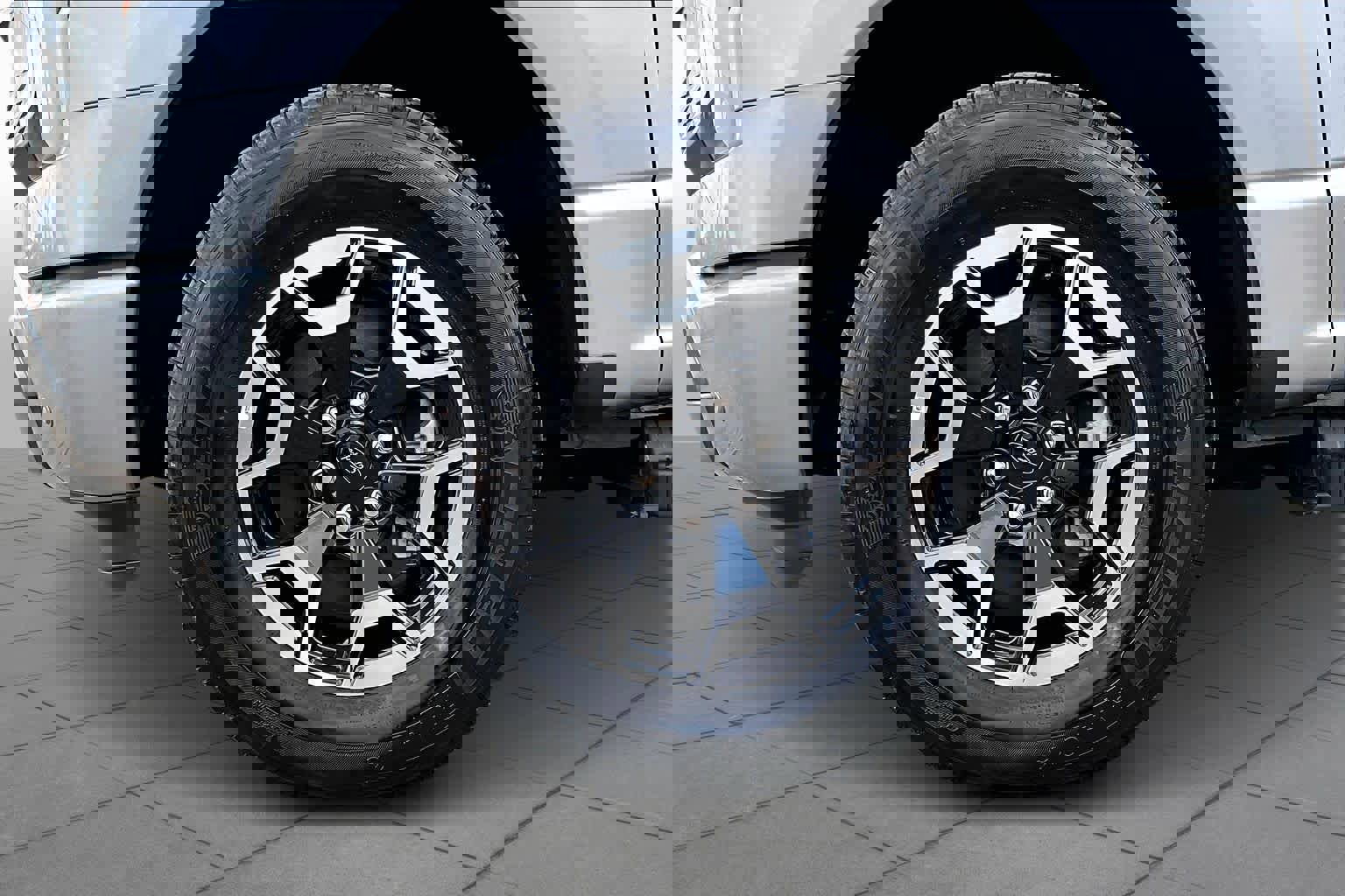 Certified 2022 Ford F150 Lightning XLT w/ Max Trailer Tow Package image 14