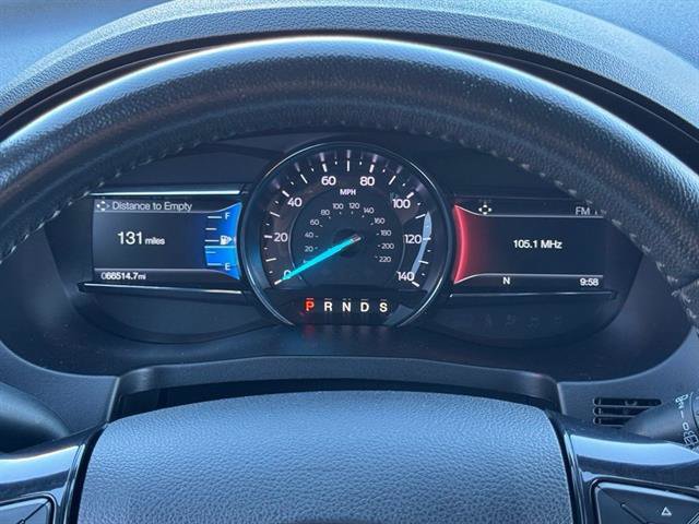 Certified 2018 Ford Explorer XLT w/ Equipment Group 201A AWD/4WD image 17