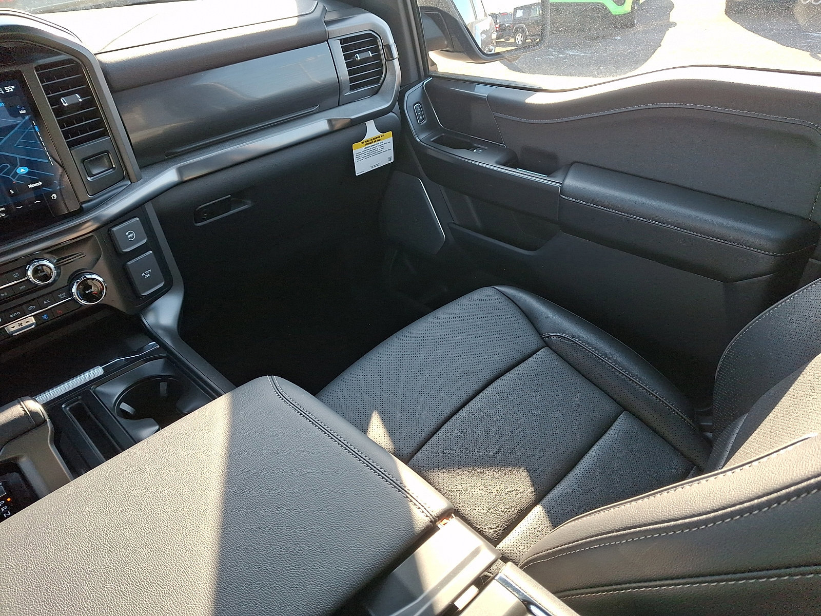 Certified 2024 Ford F150 Lariat w/ Equipment Group 502A High image 16