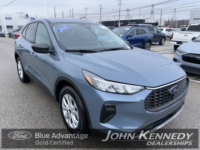 Certified 2025 Ford Escape Active w/ Cold Weather Package image 4