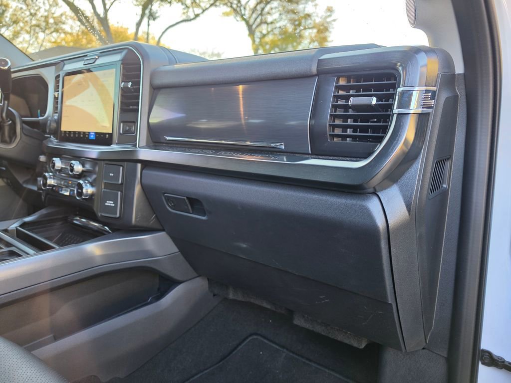 Certified 2026 Ford F250 Lariat w/ Black Appearance Package image 47