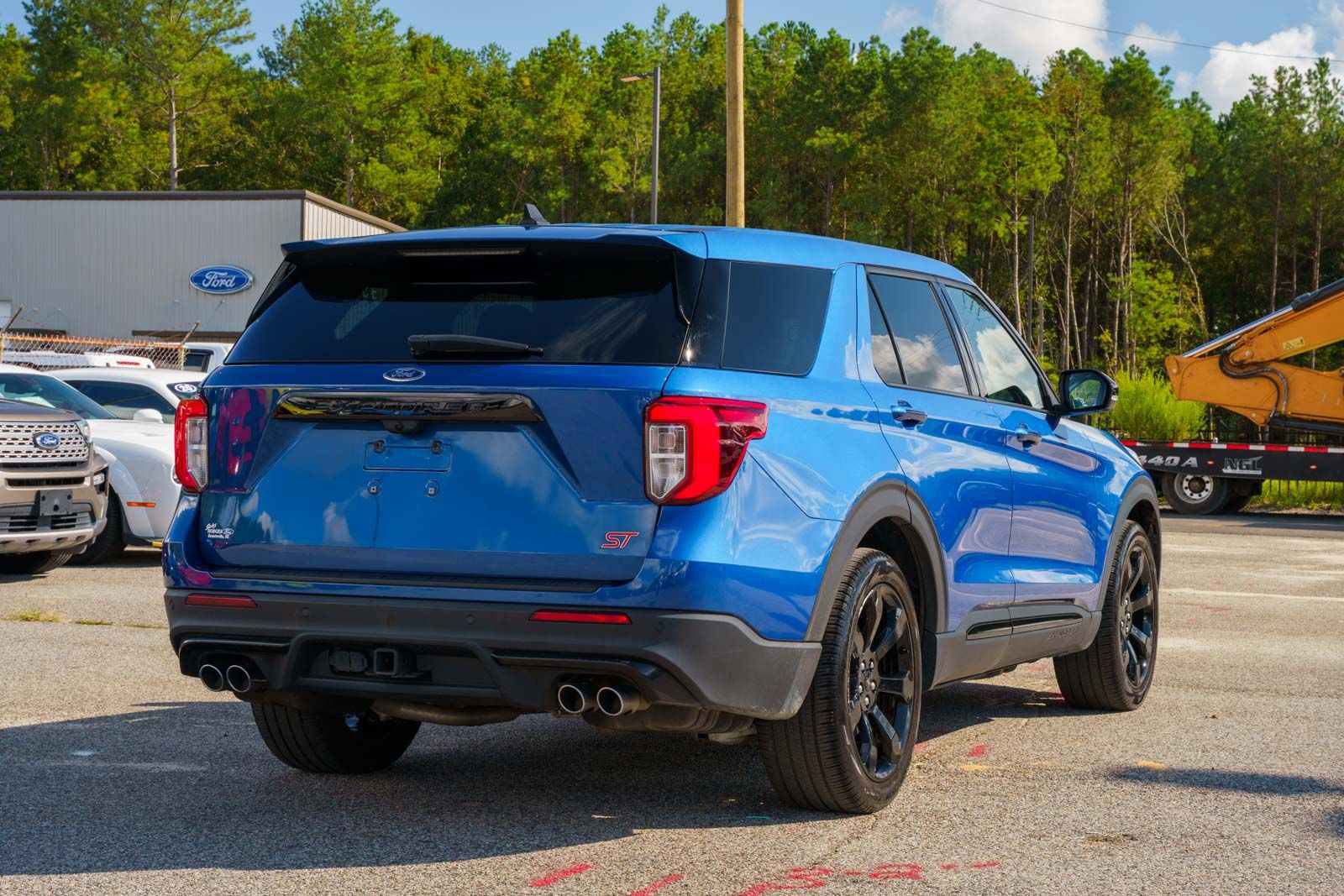 Certified 2022 Ford Explorer ST w/ Equipment Group 401A RWD image 7