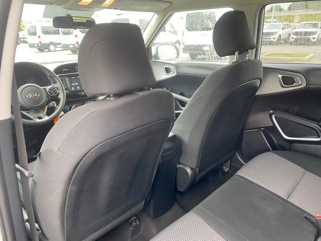Used 2021 Kia Soul LX FWD image 28