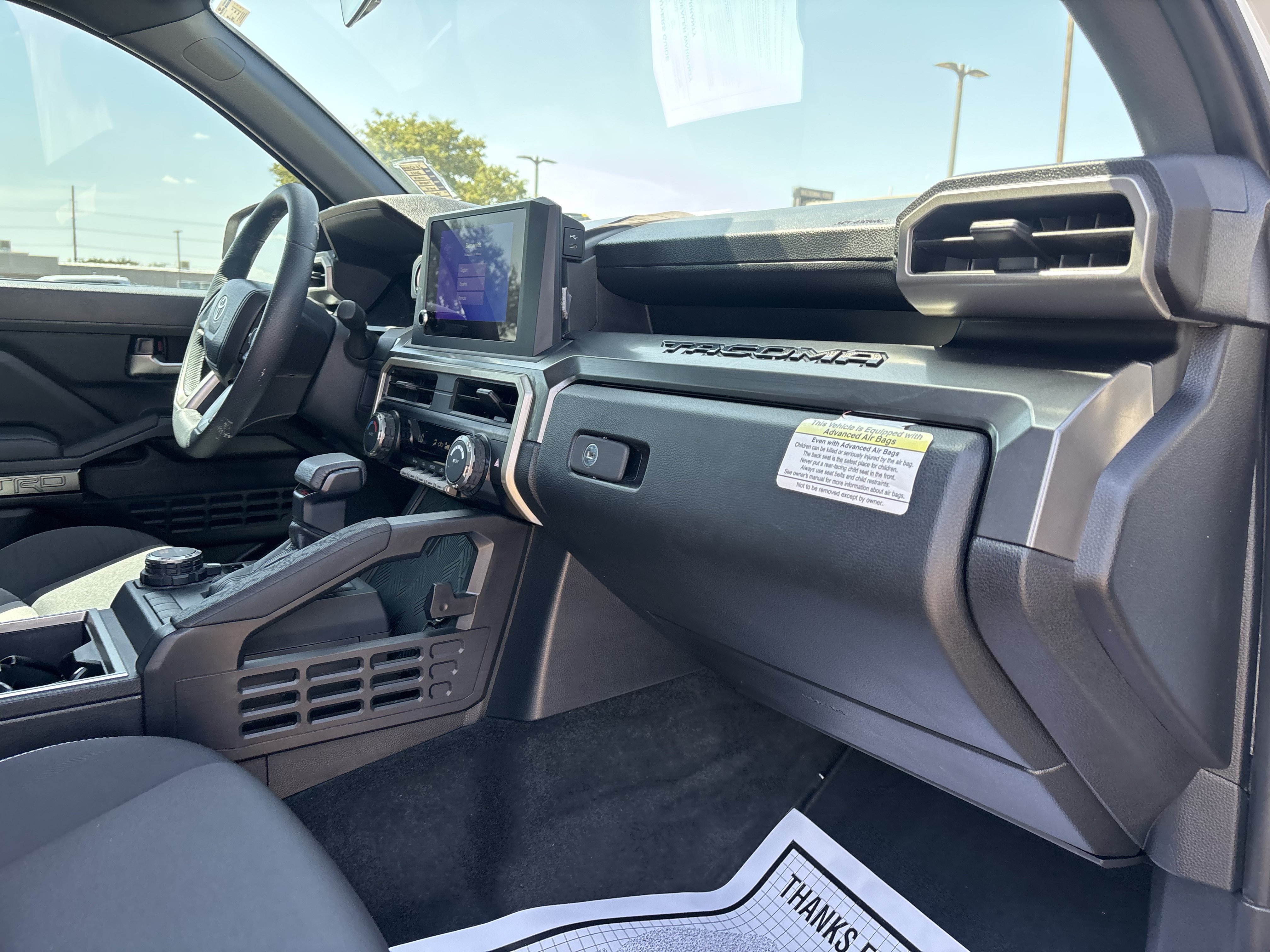 Used 2025 Toyota Tacoma TRD Sport AWD/4WD image 25