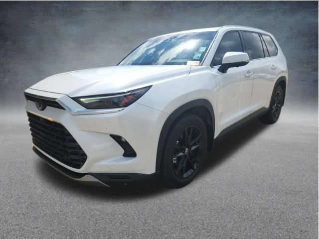 Used 2025 Toyota Grand Highlander FWD image 4