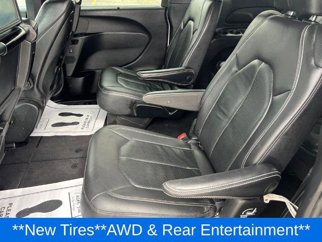 Used 2021 Chrysler Pacifica Touring-L w/ Uconnect Theater Family Group AWD/4WD image 27