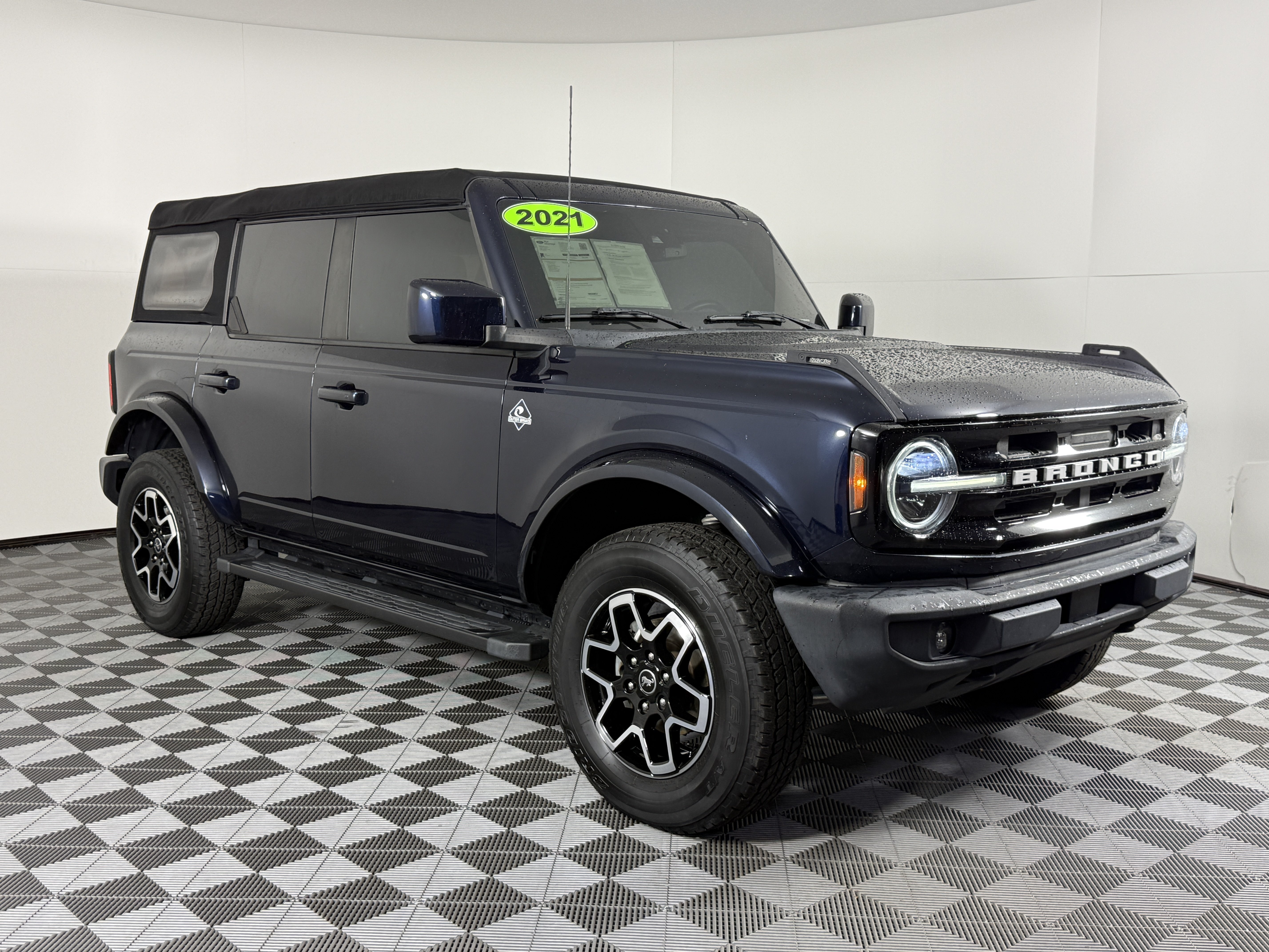 Certified 2021 Ford Bronco Outer Banks