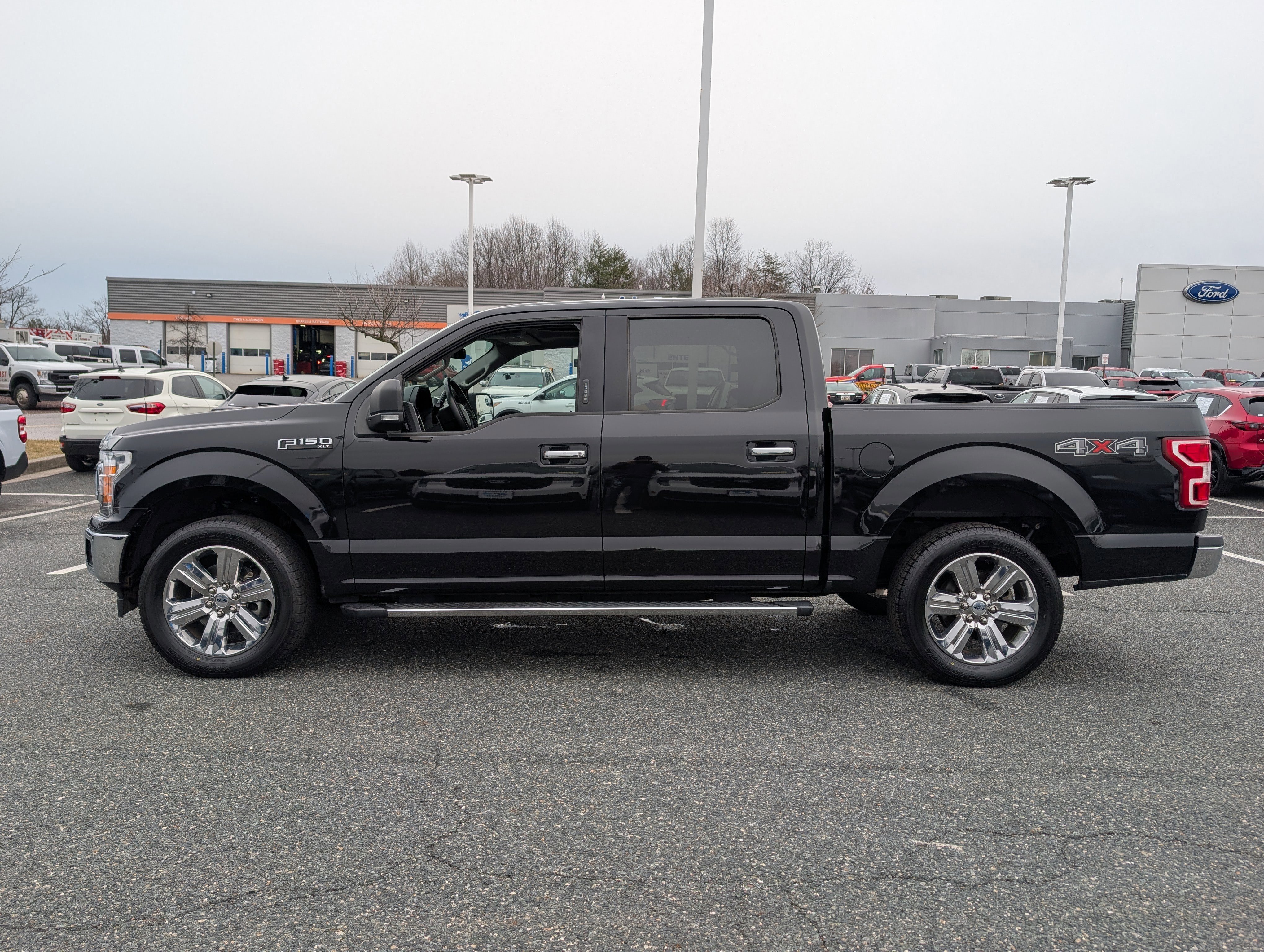 Certified 2019 Ford F150 XLT w/ Equipment Group 302A Luxury image 2