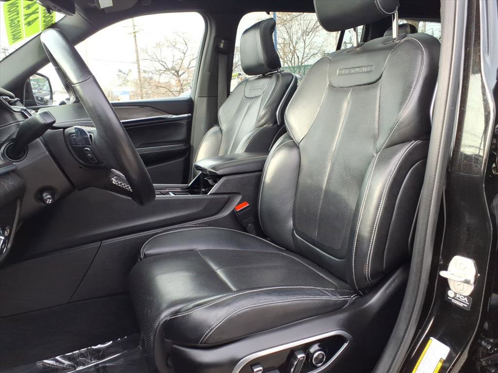 Used 2021 Jeep Grand Cherokee L Overland w/ Luxury Tech Group IV image 21