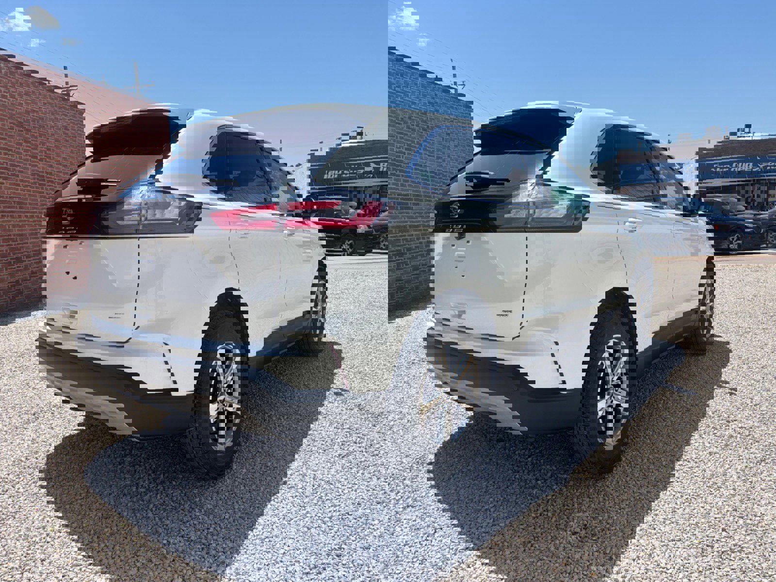 Certified 2023 Ford Edge SEL w/ Convenience Package image 5