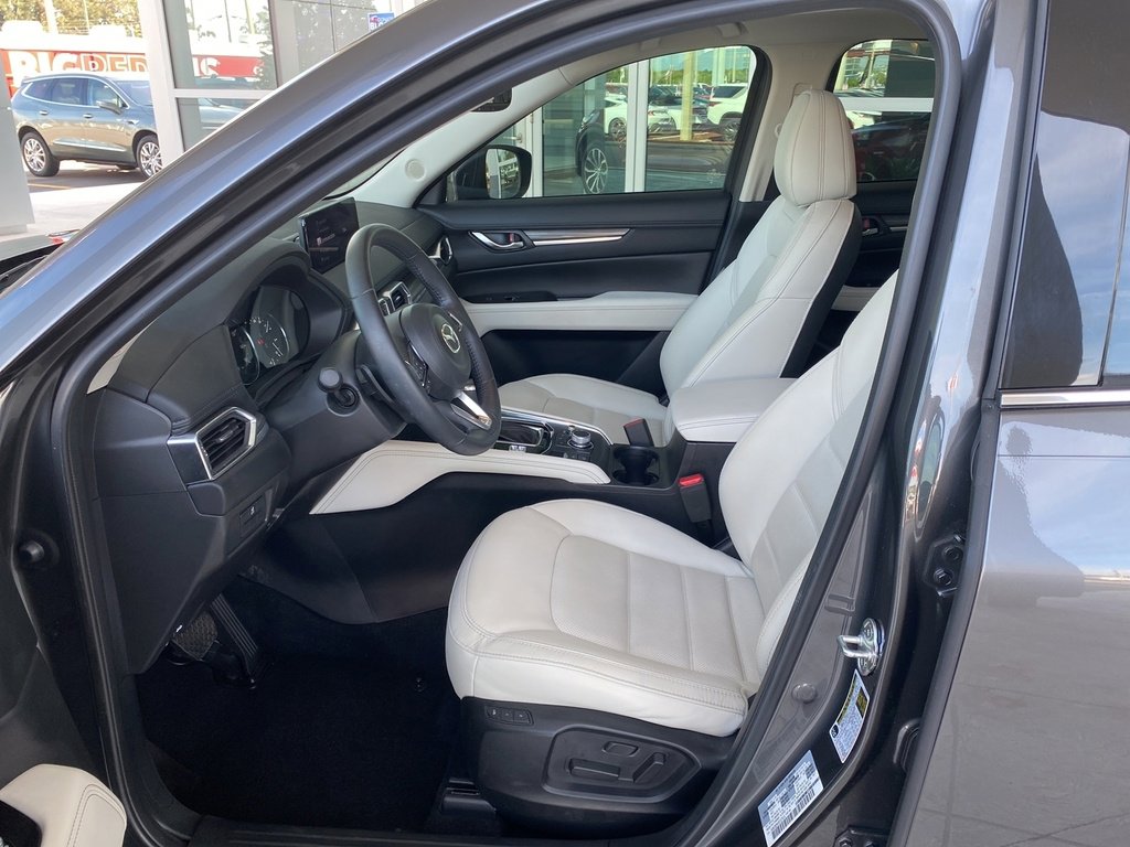 Used 2023 MAZDA CX-5 AWD 2.5 S w/ Premium Package image 10