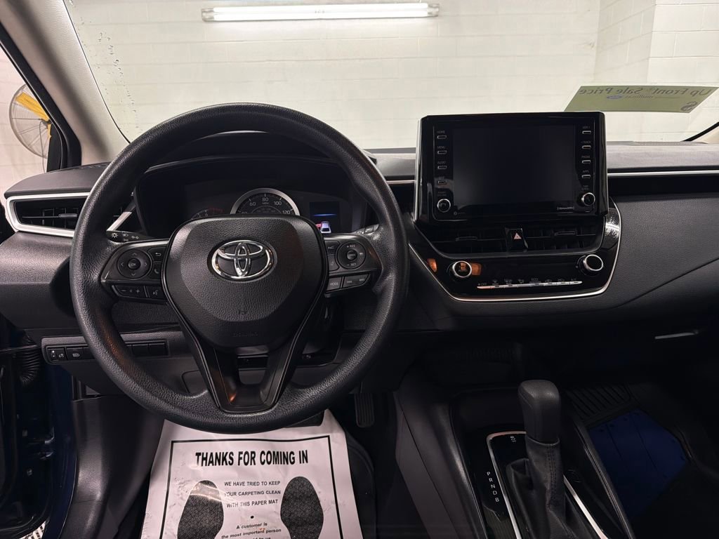 Used 2021 Toyota Corolla LE image 12