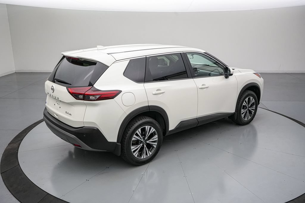 Used 2023 Nissan Rogue SV AWD/4WD image 4