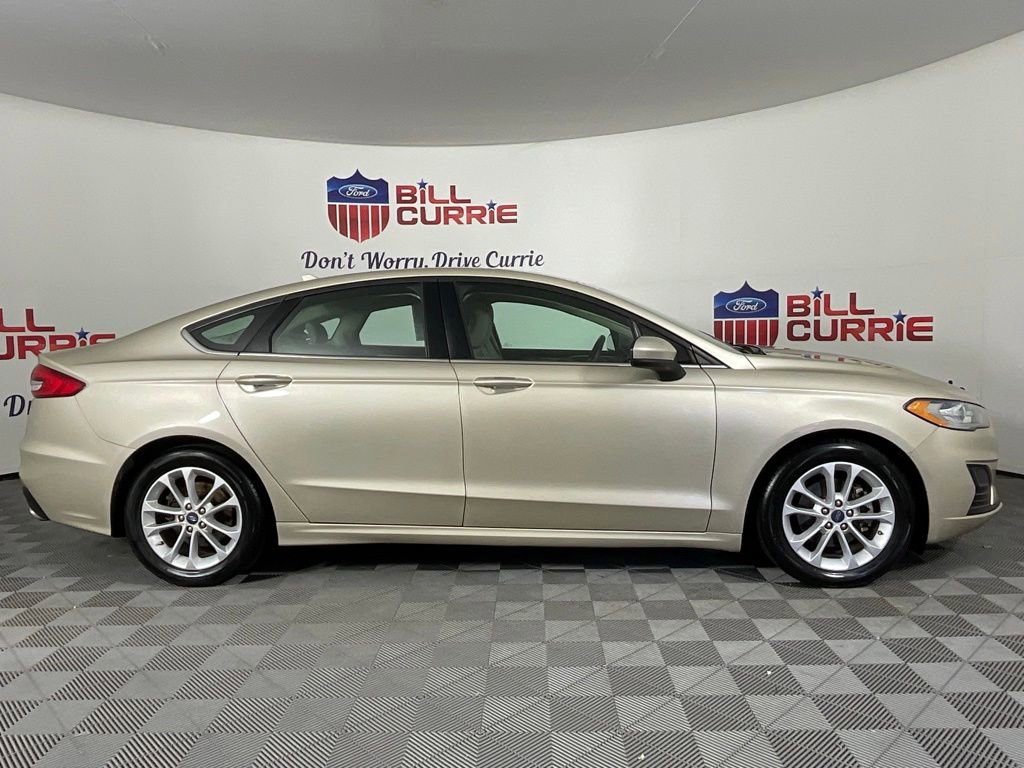 Certified 2019 Ford Fusion SE FWD image 2