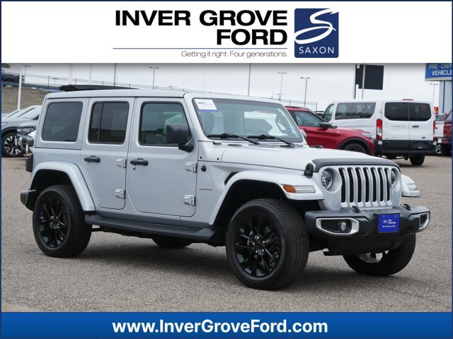 Used 2023 Jeep Wrangler Unlimited Sahara w/ Cold Weather Group AWD/4WD image 1