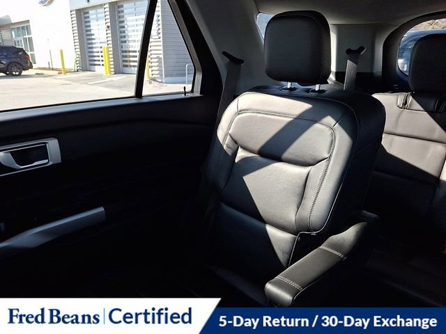 Certified 2022 Ford Explorer XLT w/ Equipment Group 202A AWD/4WD image 19