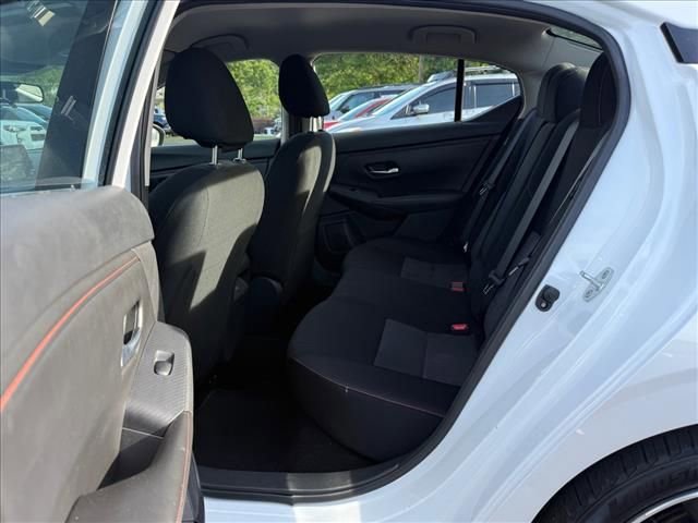 Used 2025 Nissan Sentra SR FWD image 13