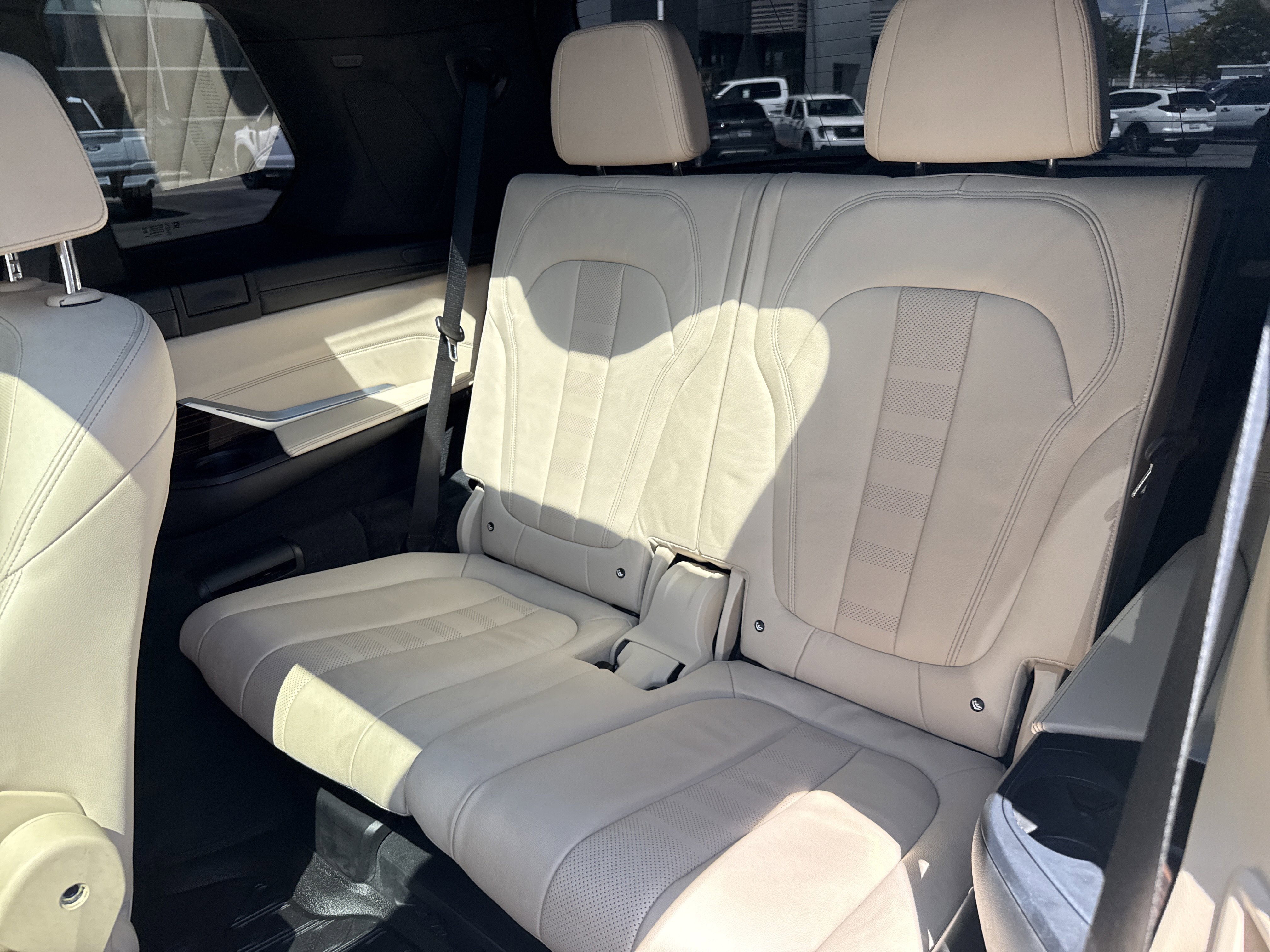 Used 2021 BMW X7 M50i AWD/4WD image 27