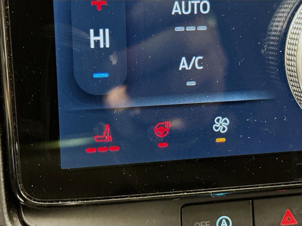 Certified 2022 Ford Expedition Max Limited image 24