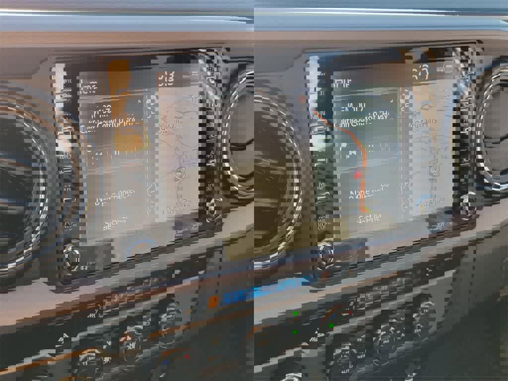 Used 2020 Toyota Tacoma TRD Sport image 21