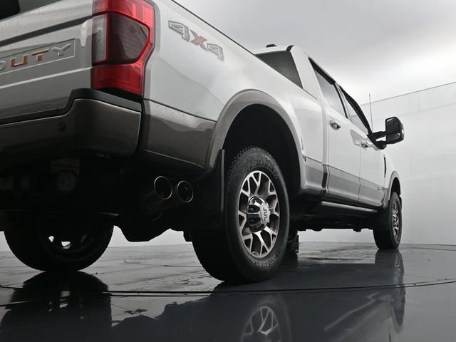 Certified 2022 Ford F350 King Ranch w/ King Ranch Ultimate Package AWD/4WD image 32