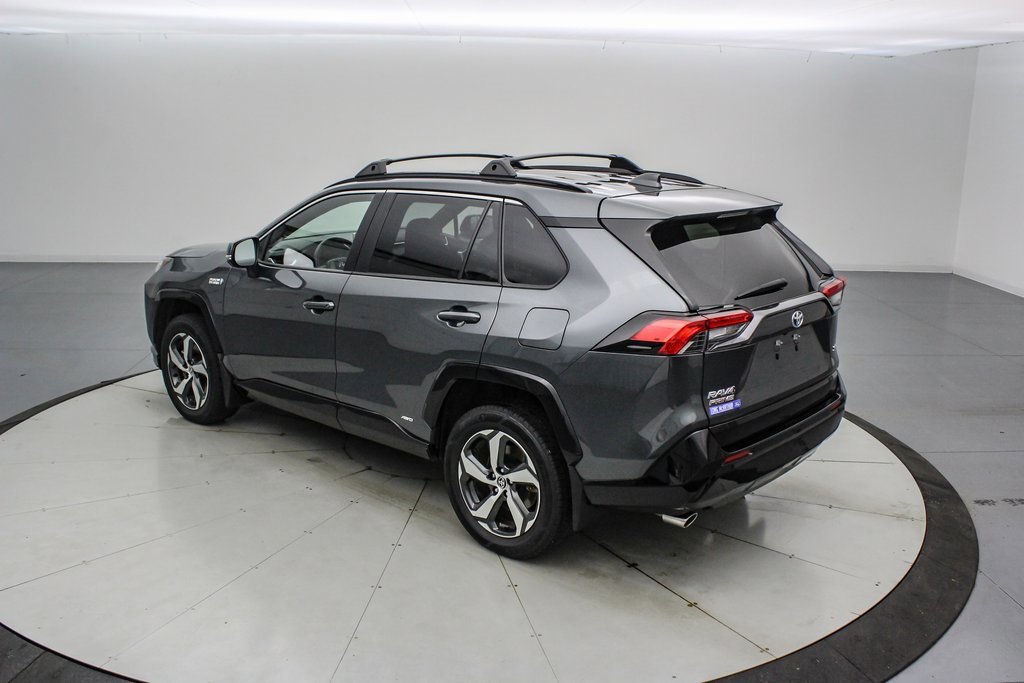 Used 2023 Toyota RAV4 SE video 3
