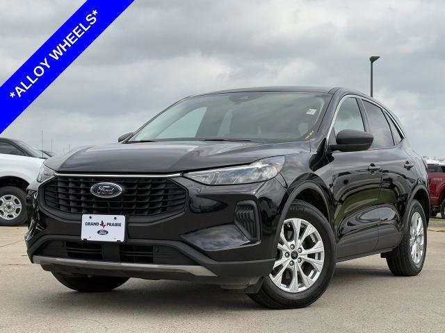 Certified 2024 Ford Escape Active FWD image 2