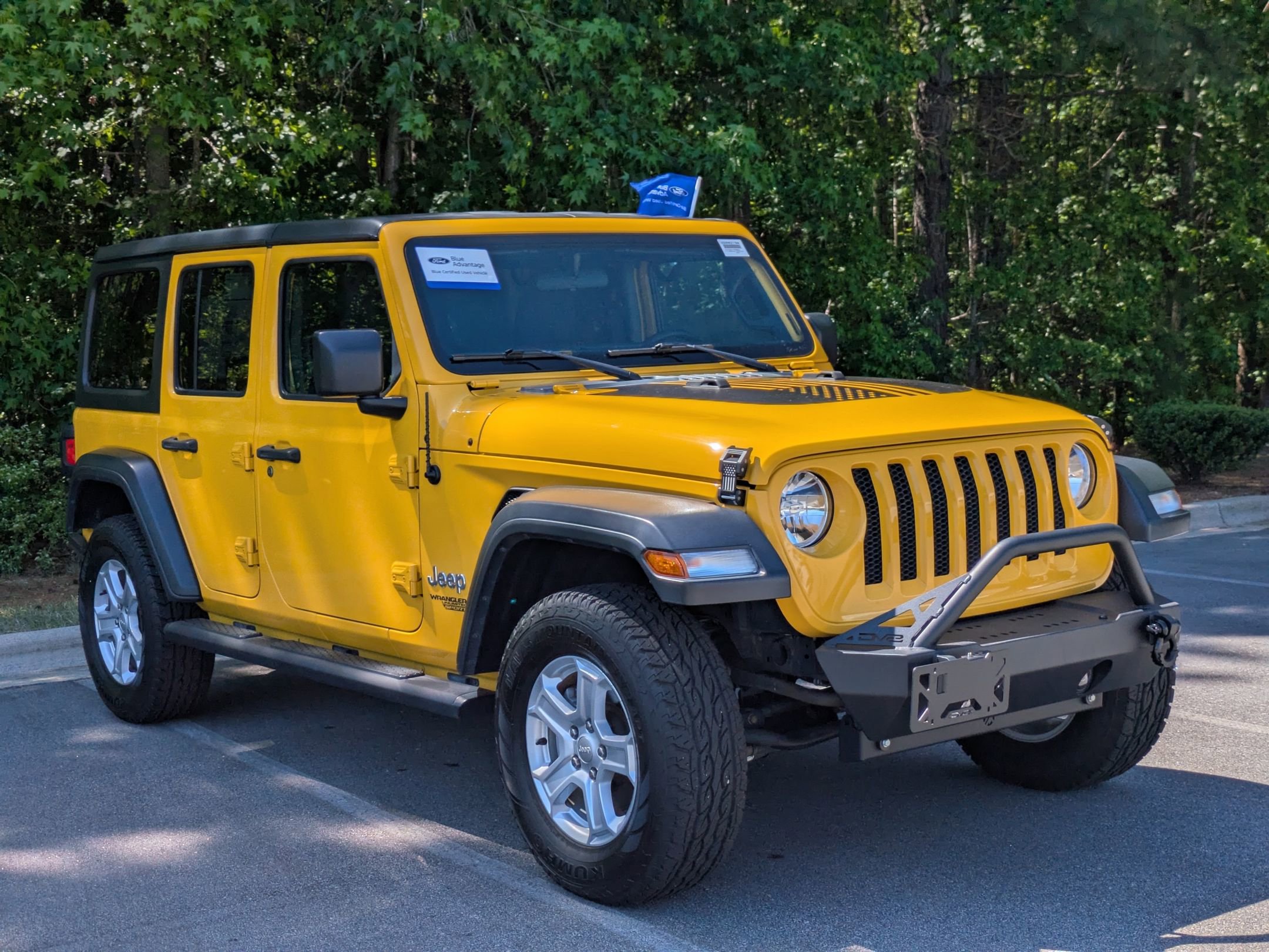 Used 2019 Jeep Wrangler Unlimited Sport S AWD/4WD image 2