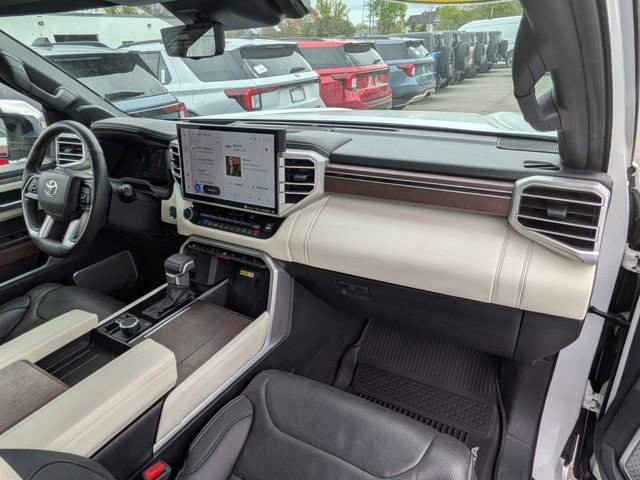 Used 2023 Toyota Sequoia Capstone AWD/4WD image 24